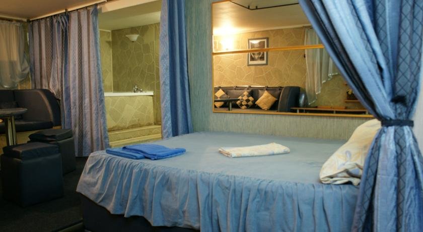 Проститутка Салон эротического массажа 7×7  Проститутка Салон эротического массажа 7×7